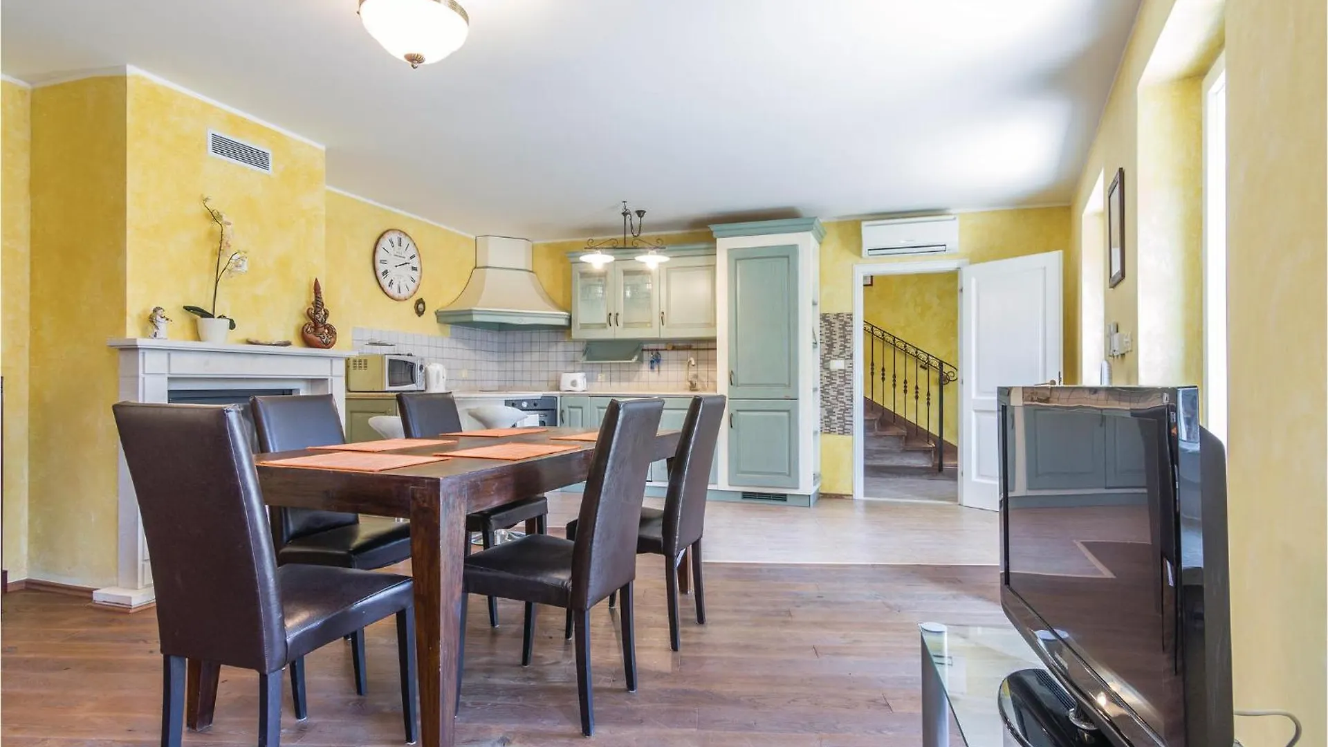 Stunning Home In Rovinj With Wifi