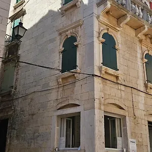 Bed & Breakfast Palace Basilico 1580., Rovinj